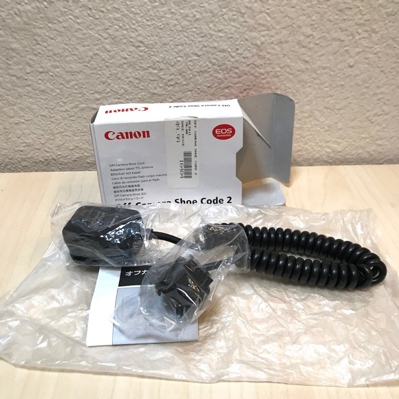 Canon Other - Canon Off-Camera Shoe Code 2 Camera Accessory Photography Flash NIB NWT